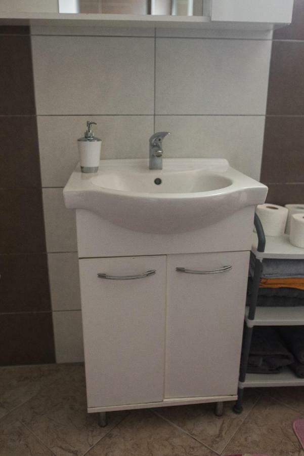 Apartman "Joka" Ðakovo Exteriör bild